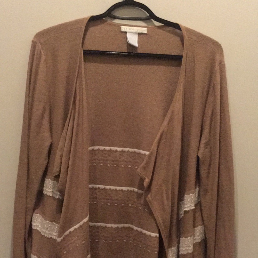 Cardigan - Picture 2 of 4